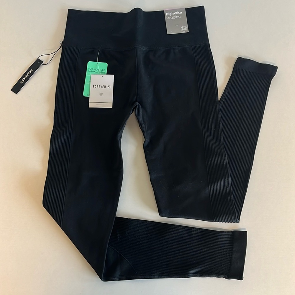 Black Ribbed Leggings